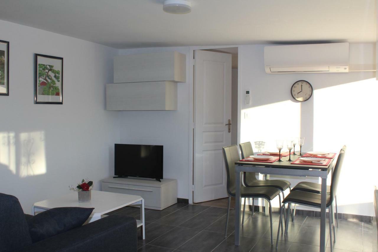 Charmante Villa à 15 min de Nice avec piscine Blausasc Esterno foto